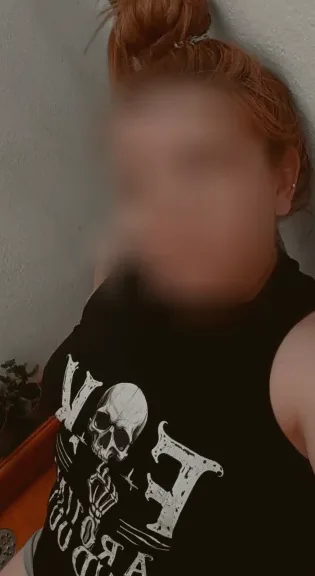 Anja, 35