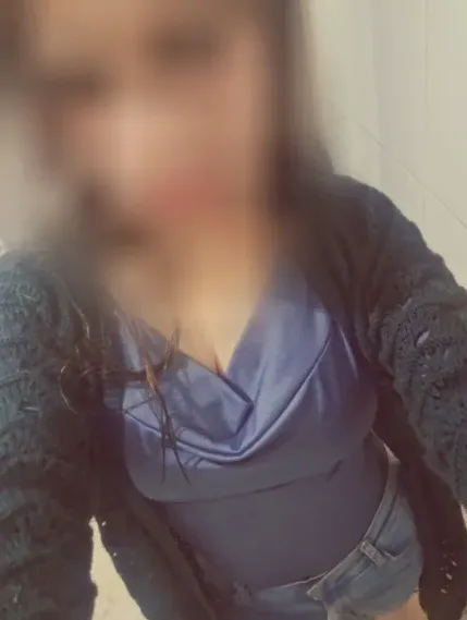 Bianca, 33