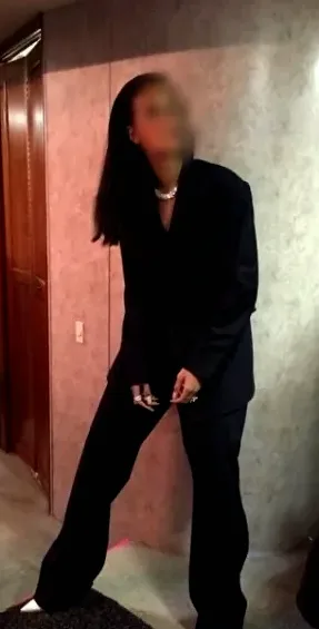Denise, 23