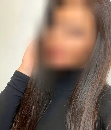 Linda, 28