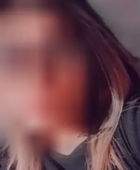 Marina, 30