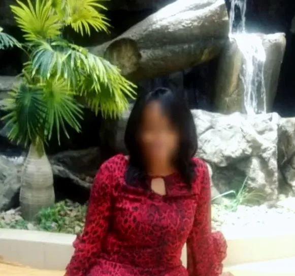 Nadja, 30