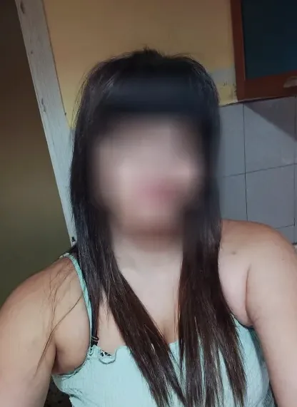 Rebecca, 37