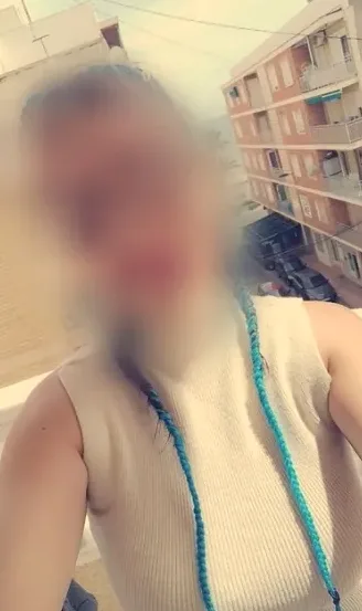 Yasmin, 32